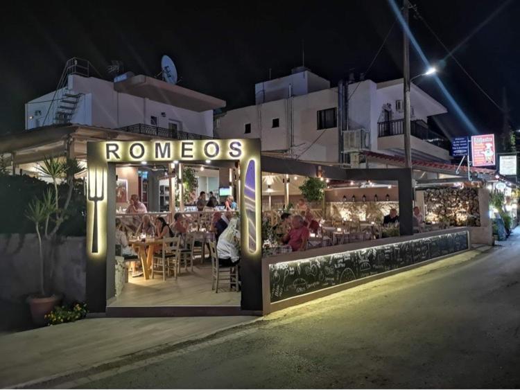 Romeos Studios Agia Marina  Bagian luar foto